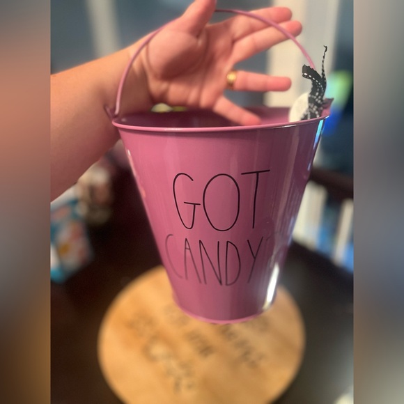 2 Rae Dunn “GOT CANDY?” NWT purple buckets - Picture 5 of 5